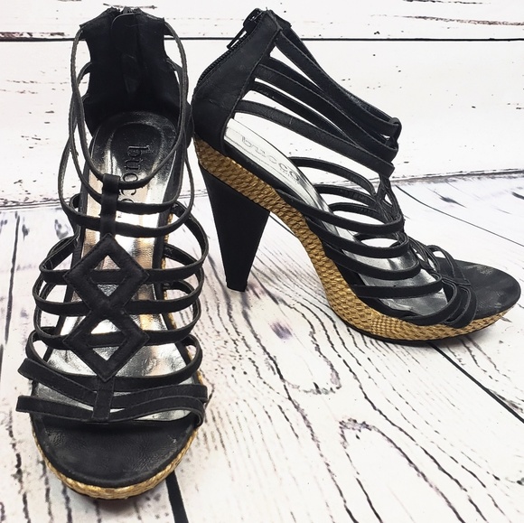 bucco Shoes - Bucco Heels with Black Straps with Wooven Straw